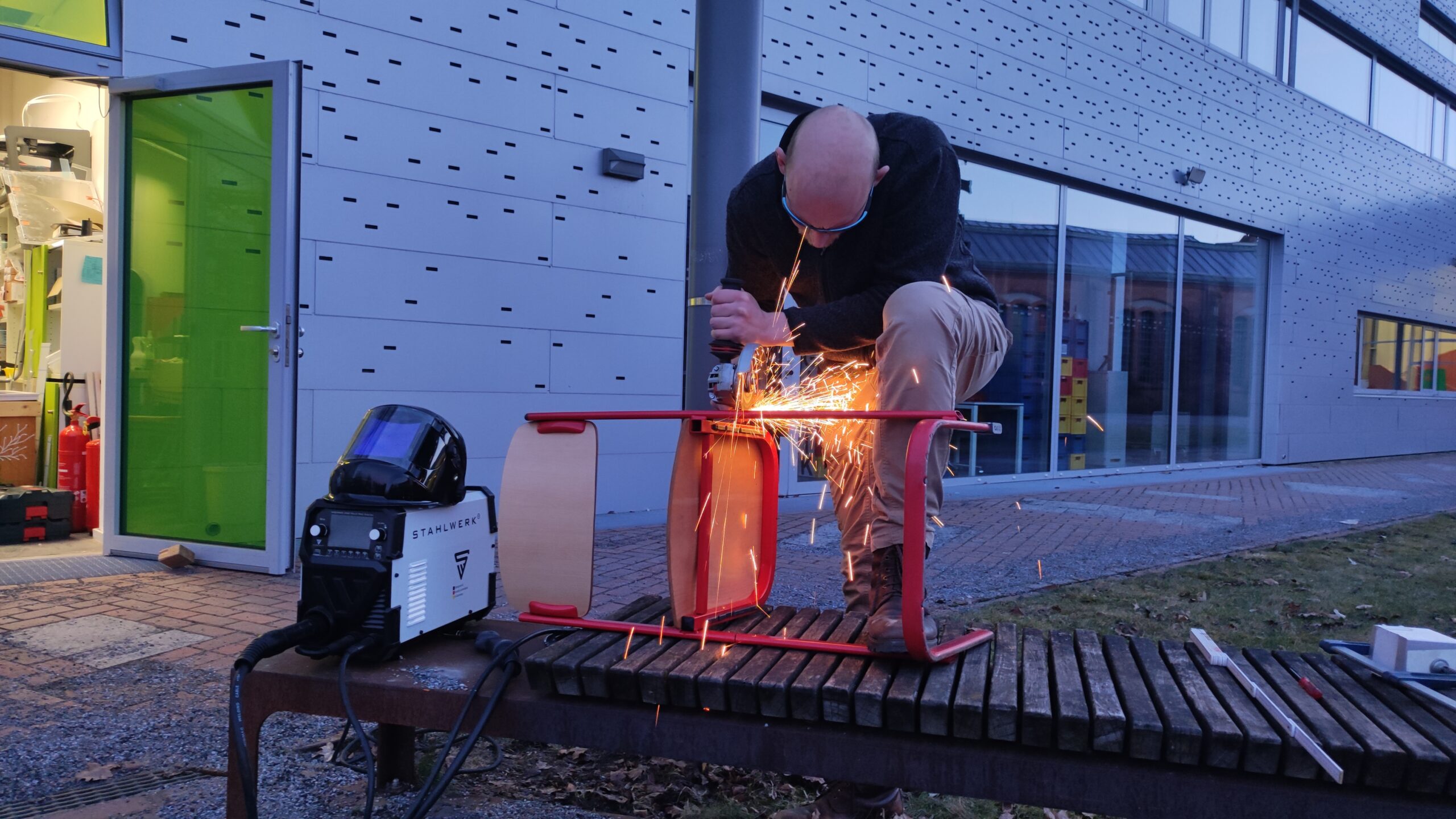 "Metallverarbeitung im Makerspace – Einführung ins Schweißen" – Workshop vor Ort im ViNN:Lab